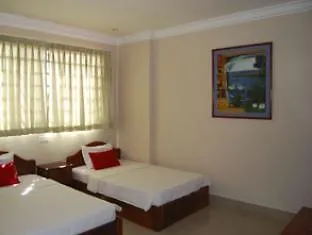 Orchidee Guesthouse Σίχανουκβιλ 3*,